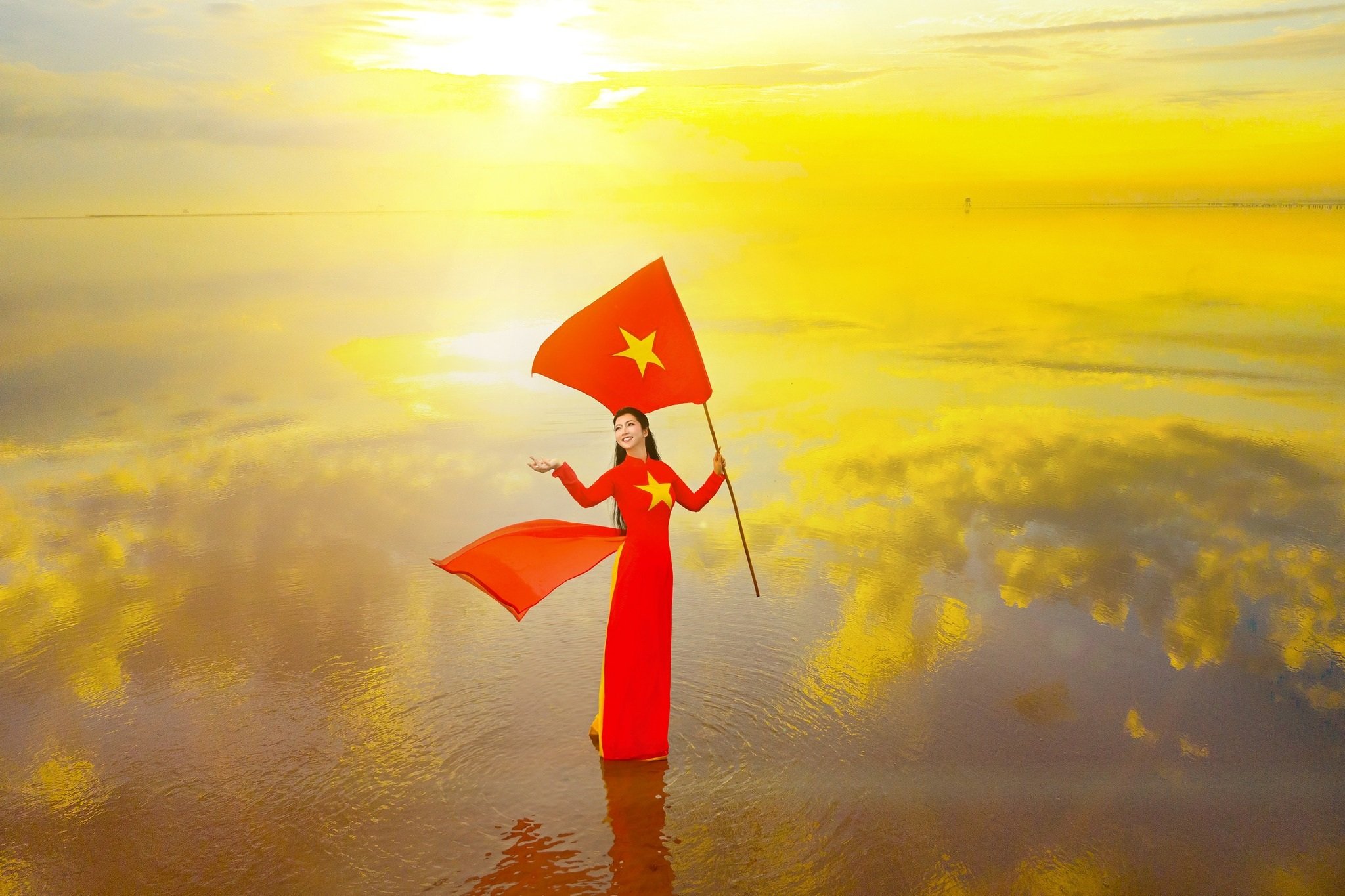 Chuyến đi rẻ bất ngờ chiêm ngưỡng biển vô cực đẹp siêu thực ở Hưng Yên - 1
