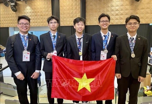 5-thi-sinh-vn-4427.jpg