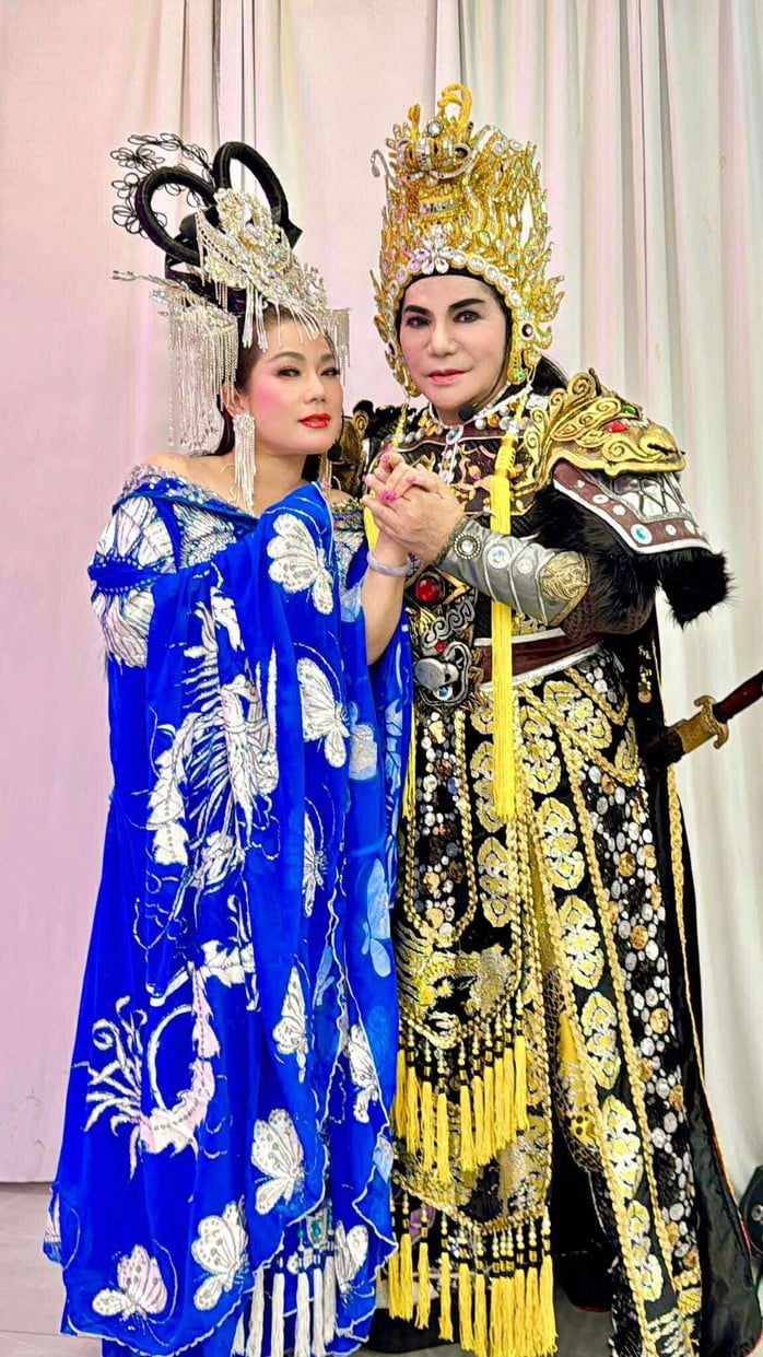 Tiểu Phụng trở lại sàn diễn mang nỗi nhớ về cha - NSƯT Minh Phụng - Ảnh 2.