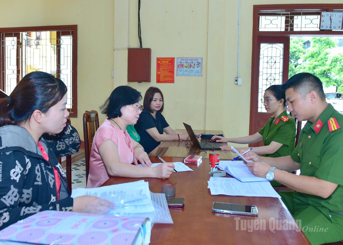 ពន្លឿនការចេញត្រាបន្ទាប់ពីការរៀបចំអង្គភាពរដ្ឋបាល