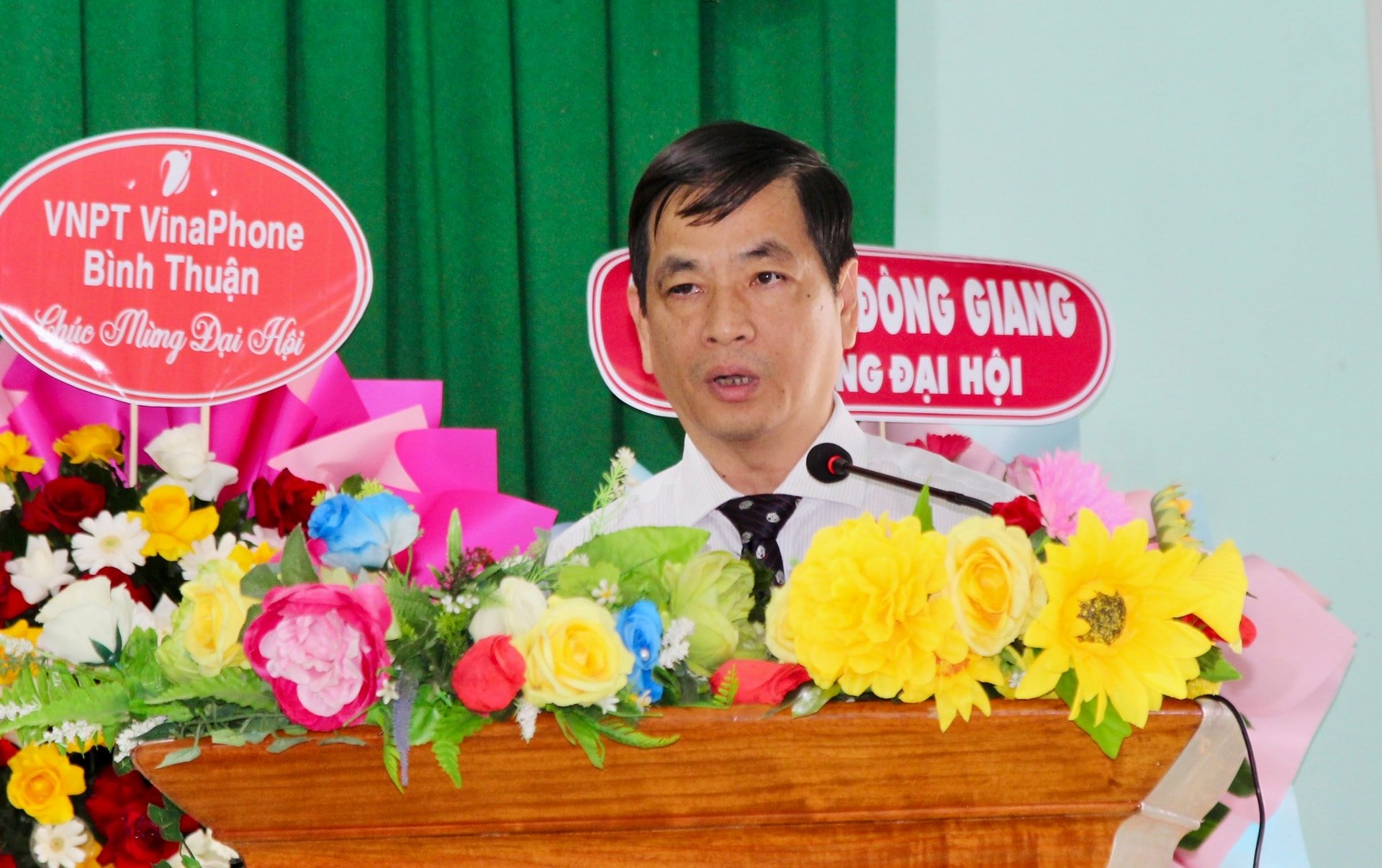 ồng chí Võ Thanh Bình - Ủy viên Ban Thường vụ, Trưởng Ban Tuyên giáo và Dân vận Tỉnh phát biểu chỉ đạo tại Đại hội