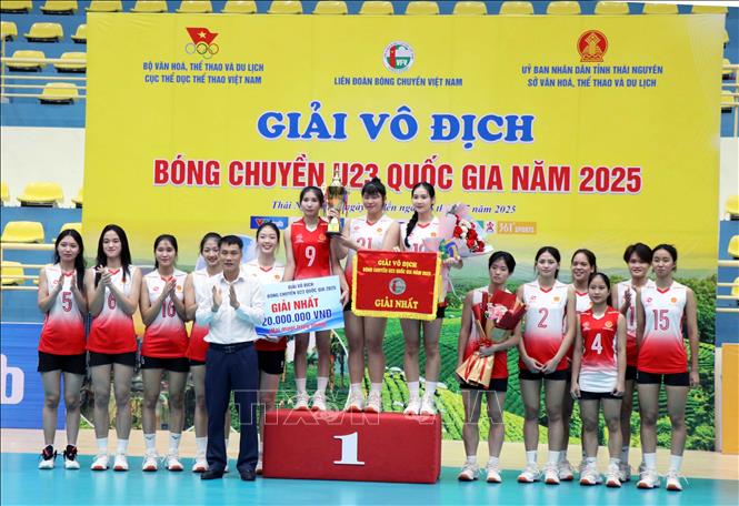 Bế mạc Giải Vô địch Bóng chuyền U23 quốc gia năm 2025 - Ảnh 2.