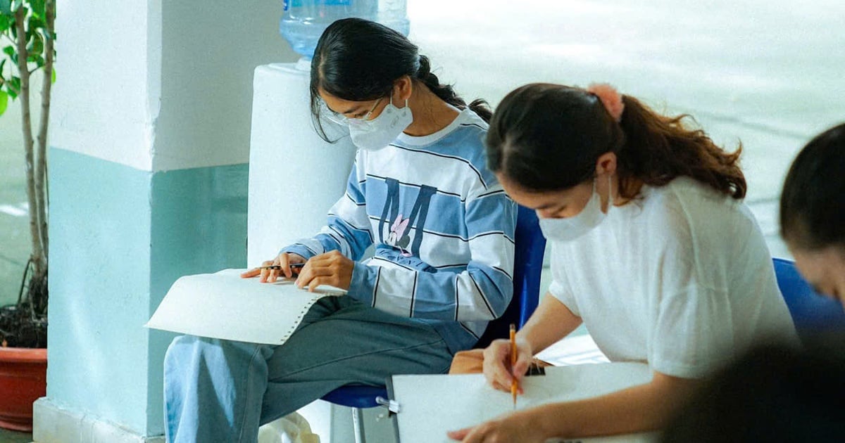 Phải thi đánh giá đầu vào chọn môn lớp 10: Phụ huynh lo lắng, trường nói gì?