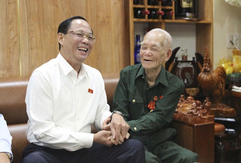 Tri ân gia đình chính sách, người có công với cách mạng ở tỉnh Cà Mau, Ninh Bình, Điện Biên- Ảnh 6.