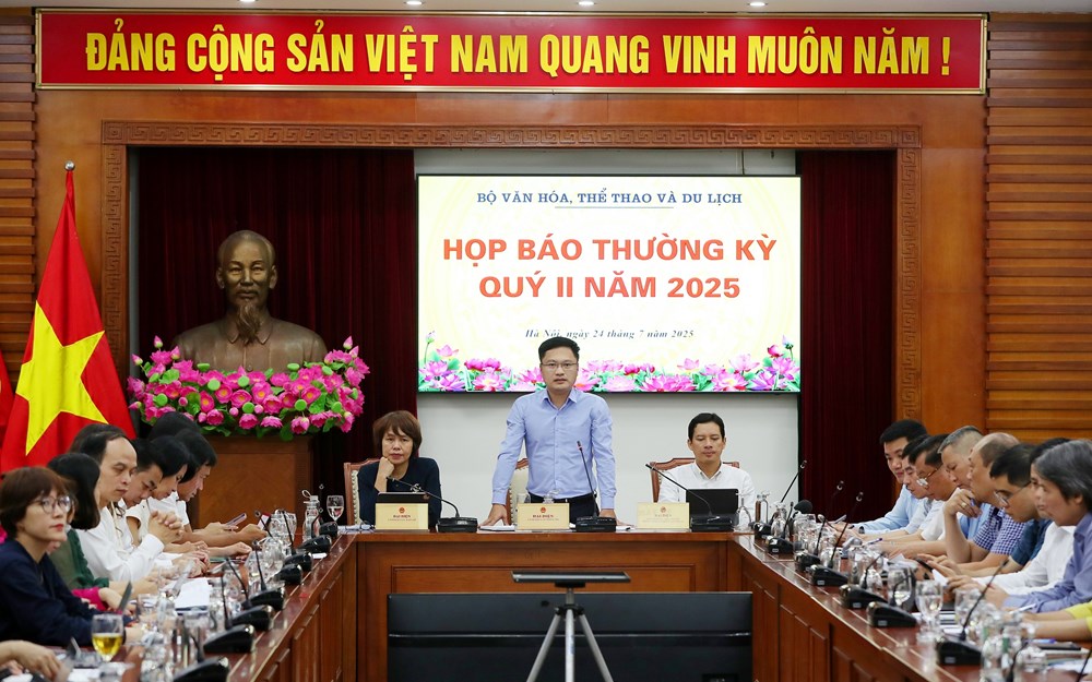 Artists who violate the rules must be strictly punished, there are no 