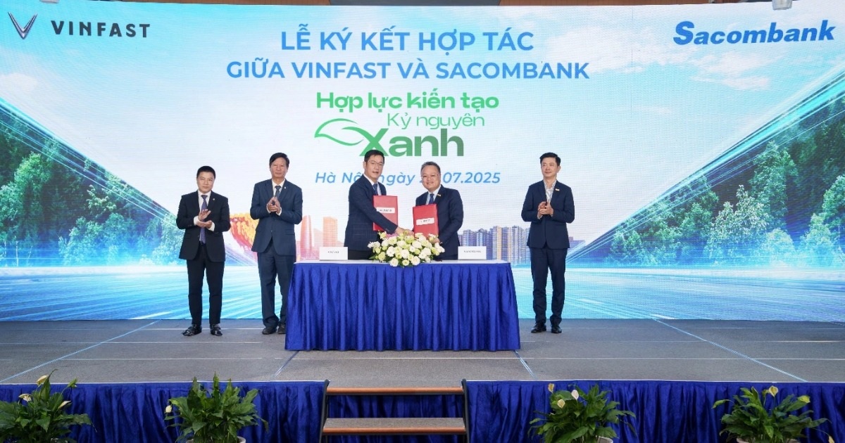 Sở hữu xe điện với lãi suất cho vay cạnh tranh từ Sacombank