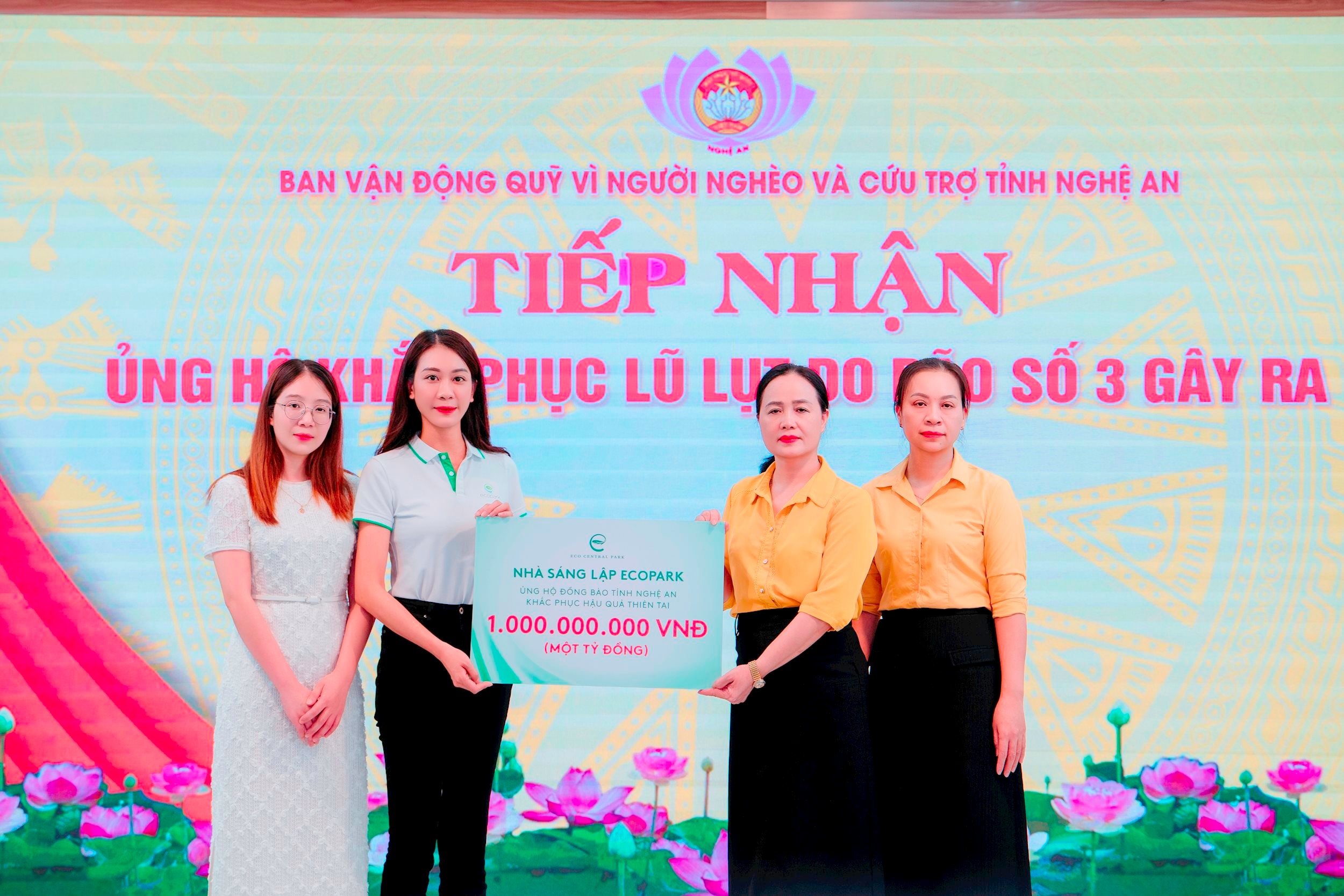 Nhà sáng lập Ecopark ủng hộ Nghệ An 1 tỷ đồng khắc phục hậu quả bão số 3