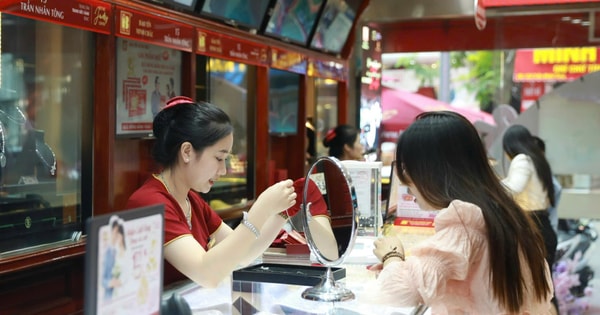 Sáng 25-7, giá vàng “bất động” dưới mốc 122 triệu đồng/lượng