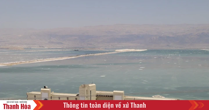 البحر الميت يسخن إلى 45.1 درجة مئوية، وإسرائيل تسجل ذروة جديدة في درجات الحرارة وسط صيف حار