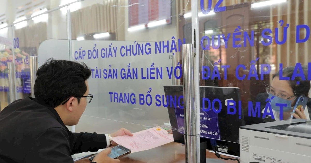 Chairman of Lam Dong Provincial People's Committee directs to tighten real estate management, prevent "land brokers"