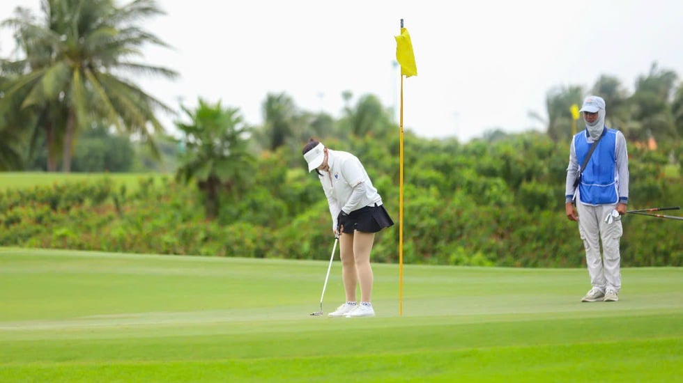 Golf Quảng Ngãi lên ngôi tại giải vô địch các CLB tranh Cúp Tân Sơn Nhất - Ảnh 2.
