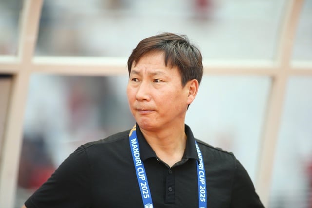 Văn Trường thừa nhận U.23 Việt Nam thiếu cây săn bàn thực thụ, thầy Kim có hành động đặc biệt- Ảnh 1.