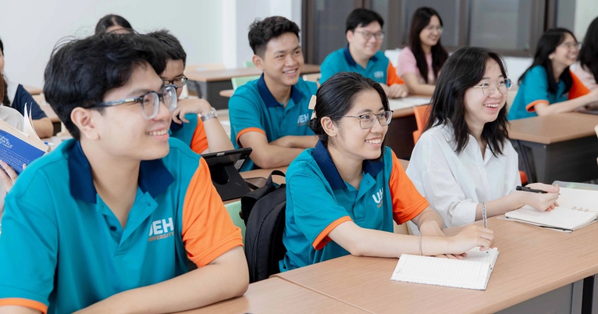 Đại học Kinh tế TPHCM thông báo quy đổi điểm giữa các phương thức xét tuyển