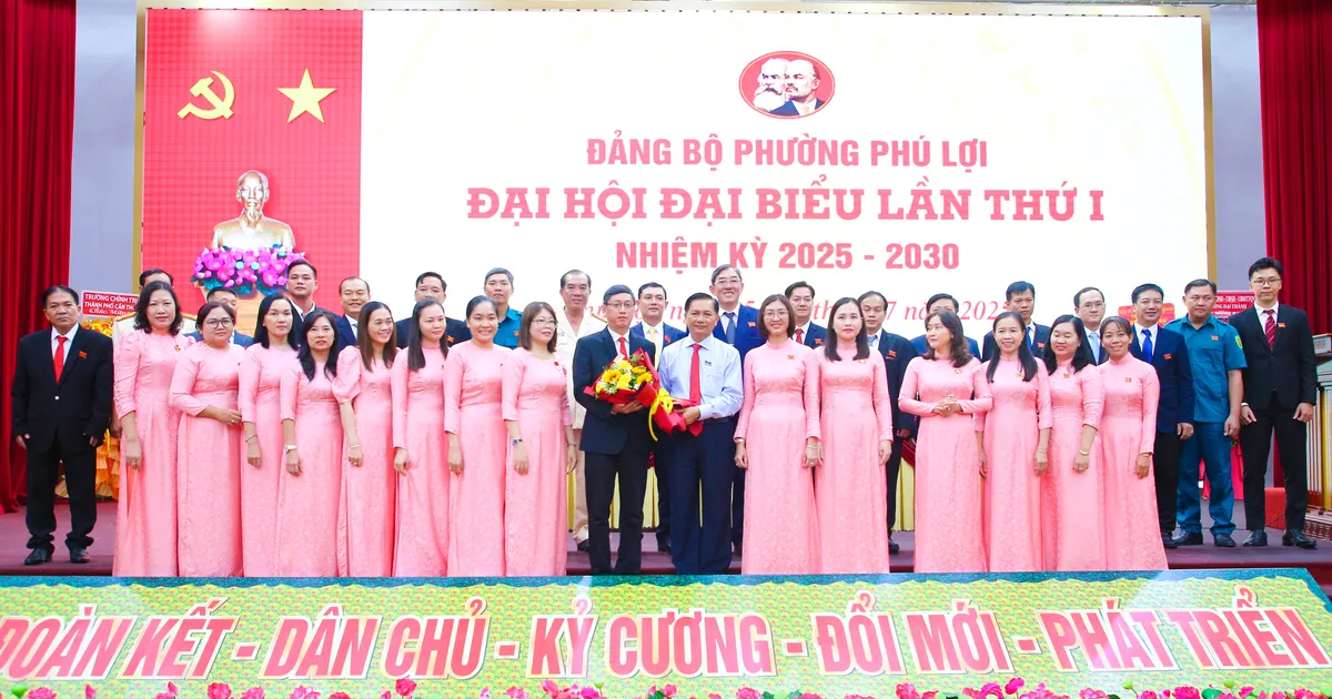 Chủ tịch UBND TP Cần Thơ: Lấy sự hài lòng của người dân làm tiêu chí đánh giá kết quả công việc của cán bộ