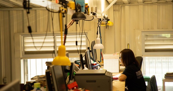 Decoding the wood and furniture industry: High salary, modern technology application
