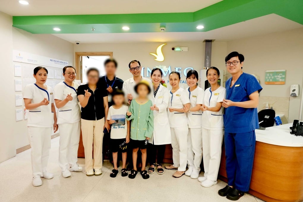 Bé gái 9 tuổi thoát cảnh co giật chục lần mỗi ngày nhờ kỹ thuật đặc biệt - 2