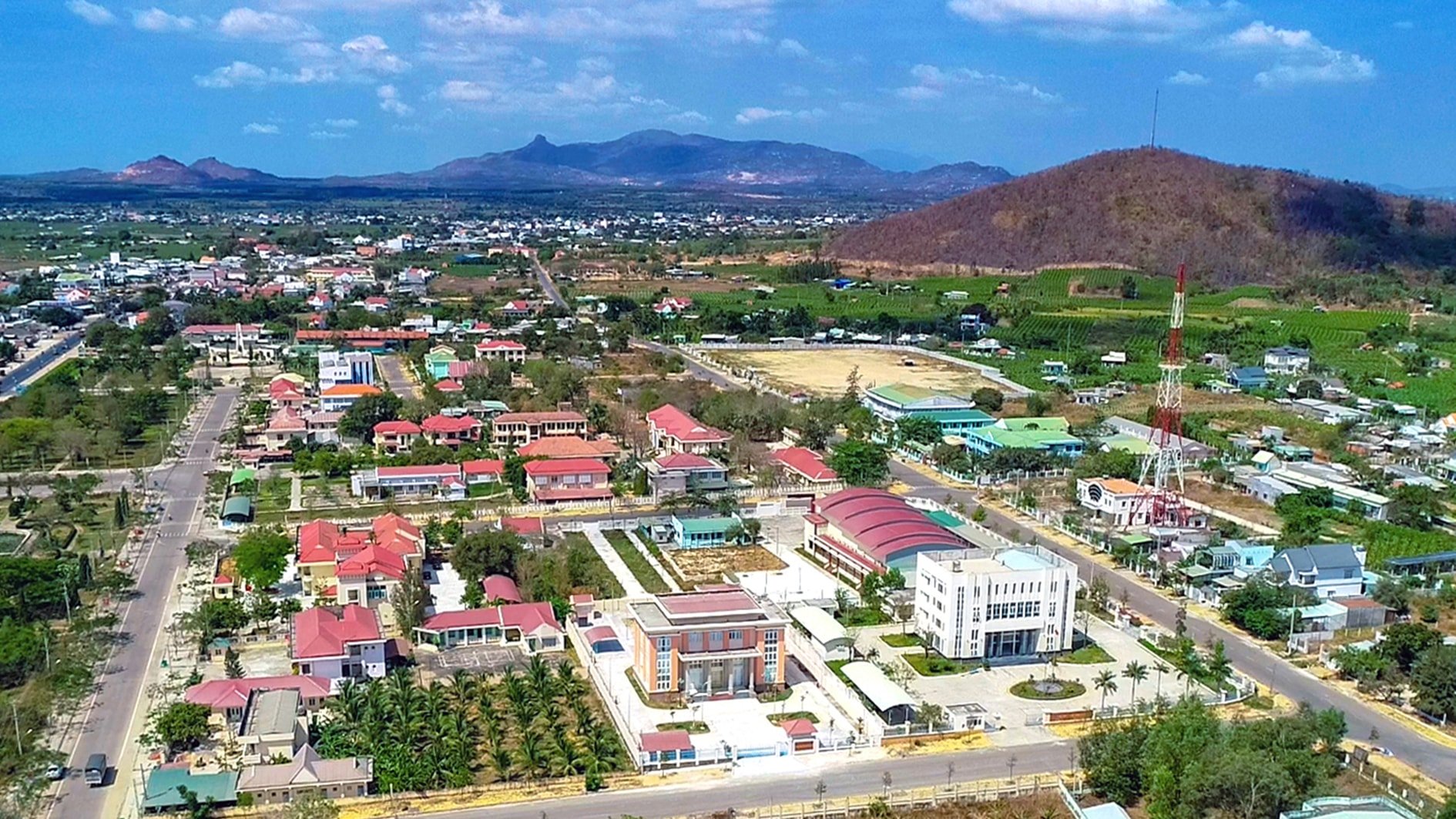 Административный центр коммуны Хам Туан Нам (фото Н. Лан)