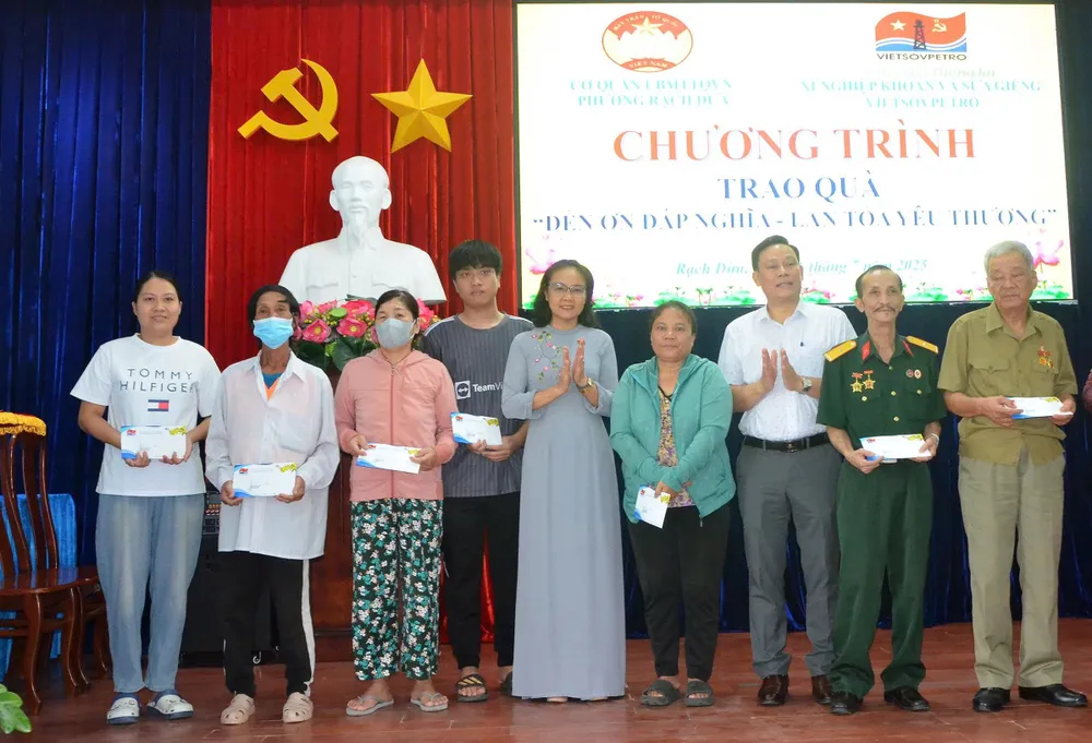 ANH 2.jpg