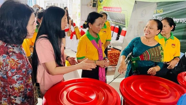Chị Hồng ‘yêu rác’- Ảnh 1.