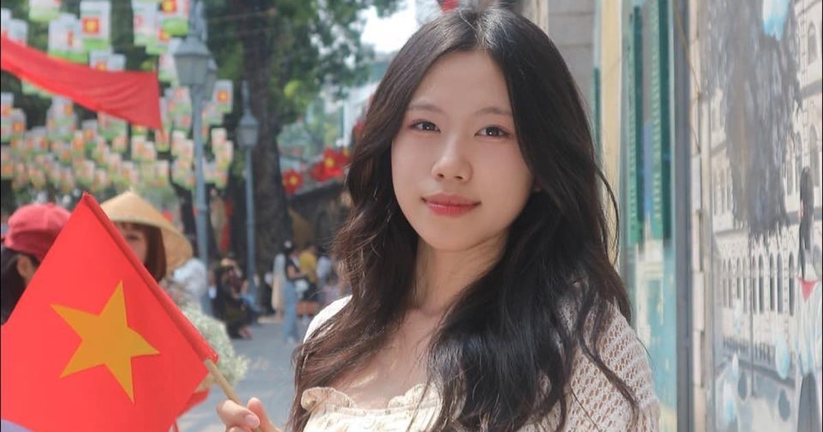 Foreign Trade University female student and the secret to achieving 8.0 IELTS and 1,500 SAT