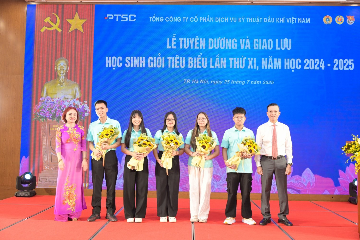 PTSC tuyên dương học sinh giỏi tiêu biểu: Hành trình gieo mầm tri thức, vun đắp tương lai