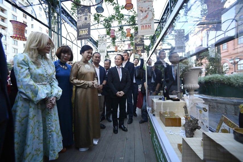 Zum ersten Mal ist der Rote Platz mit vietnamesischen kulturellen Farben und Aromen gefüllt - Foto 6