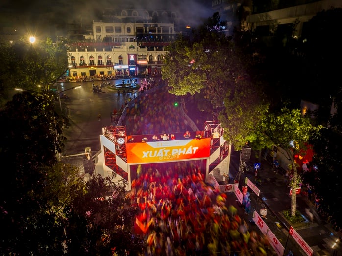 Hơn 13.000 người tham dự Giải Marathon quốc tế Hà Nội Techcombank 2025- Ảnh 3.