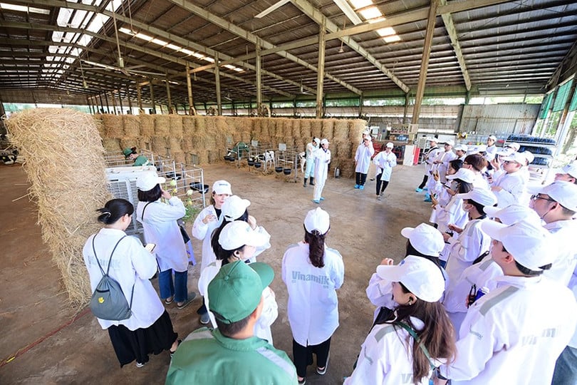 farm-tour-vbcsd-08.jpg
