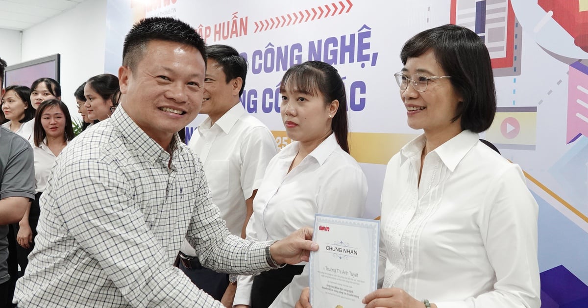 Impressive images of Agribank communication staff training course at Tuoi Tre newspaper