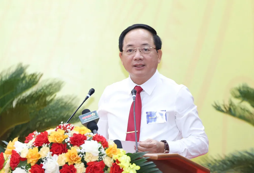 Anh Vi Xuyen 3.jpg