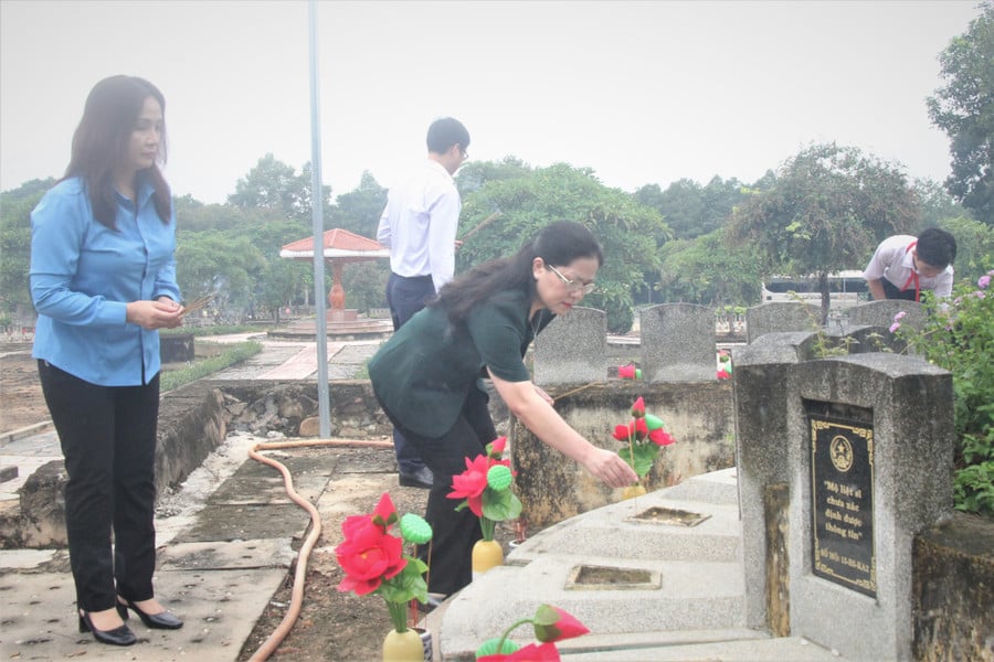 vieng-nghia-trang-1.jpg