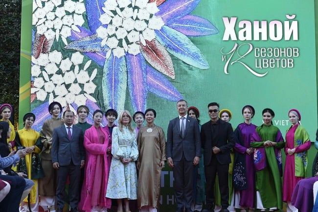Những món quà văn hoá đặc biệt từ Việt Nam - Miền Nhiệt đới tới bạn bè nước Nga - Ảnh 6.