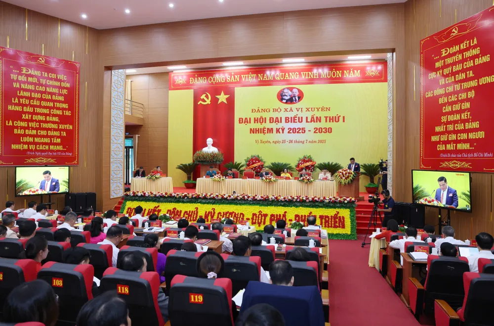 Anh Vi Xuyen 2.jpg