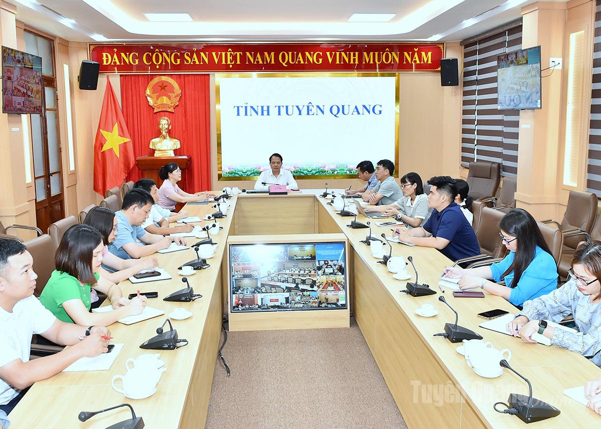 Các đại biểu dự hội nghị tại điểm cầu UBND tỉnhTuyên Quang.