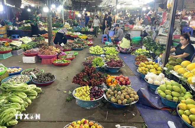 ttxvn-2507-cho-thanh-pho-ho-chi-minh.jpg