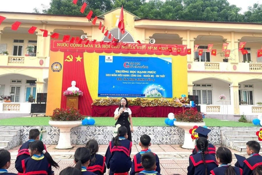 Bộ GD&ĐT trả lời kiến nghị cử tri Phú Thọ về giáo dục đạo đức, lối sống học sinh