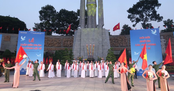 Tri ân không chỉ bằng một ngày trong năm