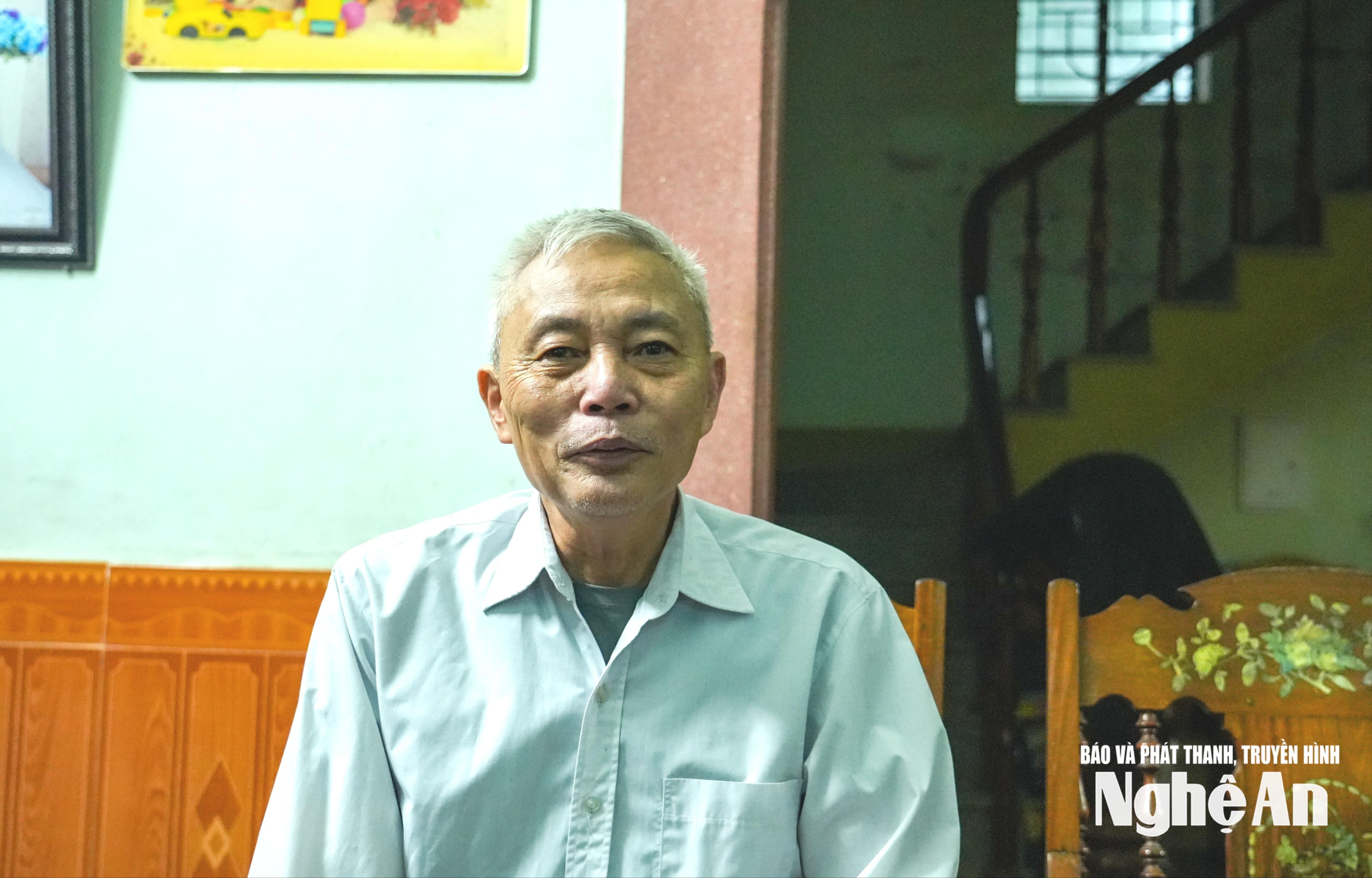 Nguyen Van Dong, invalido di guerra, nel comune di Kim Lien, provincia di Nghe An. Foto: Minh Quan