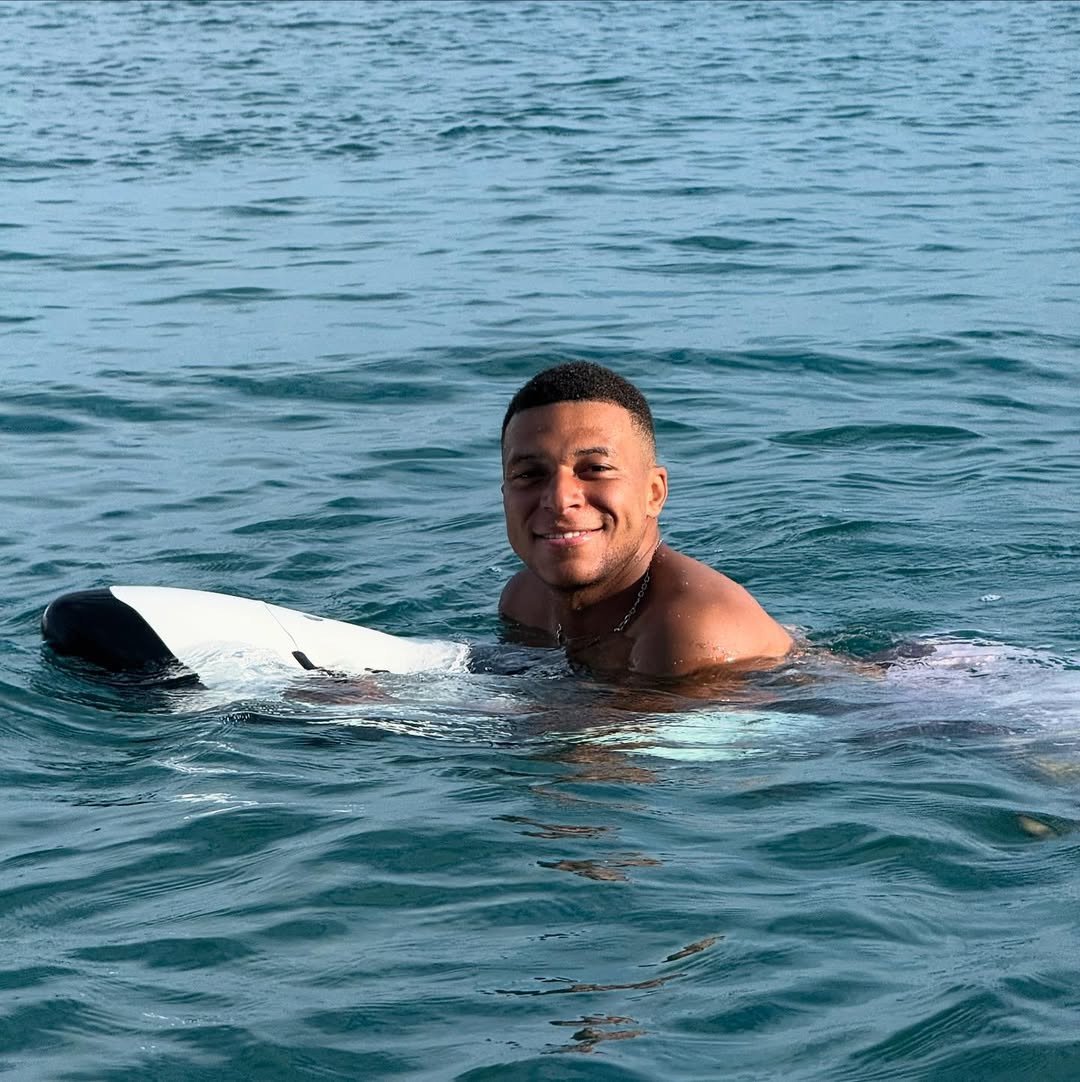 Mbappe Deportes RPC.jpg