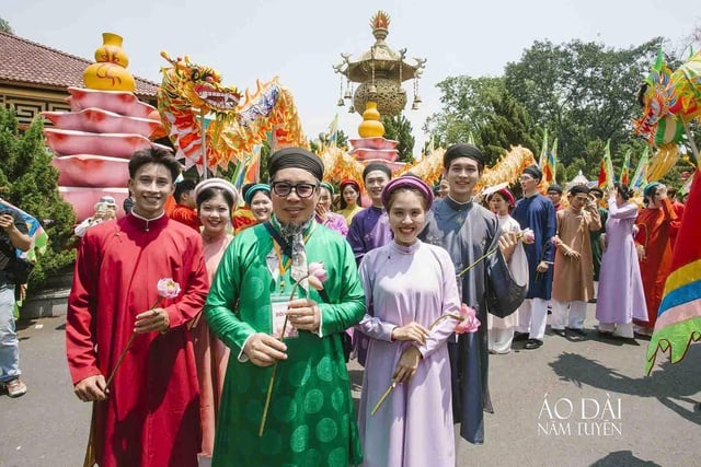 Giữ văn hóa truyền thống trong tà áo dài hiện đại - Ảnh 7.