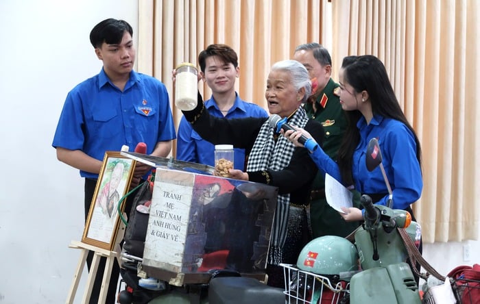 Tri ân không chỉ bằng một ngày trong năm- Ảnh 1.