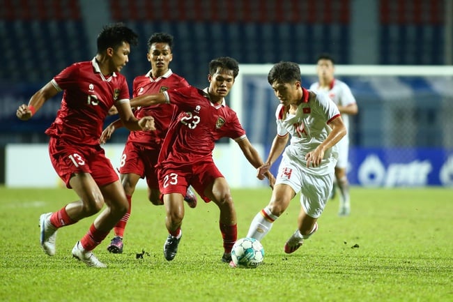 Nhiều lần lỡ hẹn ngôi vương ở Indonesia, bóng đá trẻ Việt Nam có phá được dớp? - Ảnh 1.