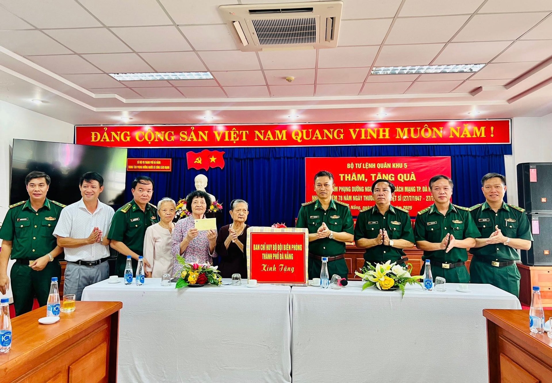 Anh 2