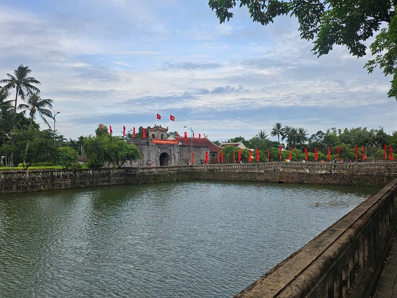 Tháng Bảy, về miền 'đất lửa' để tưởng nhớ, tri ân- Ảnh 1.