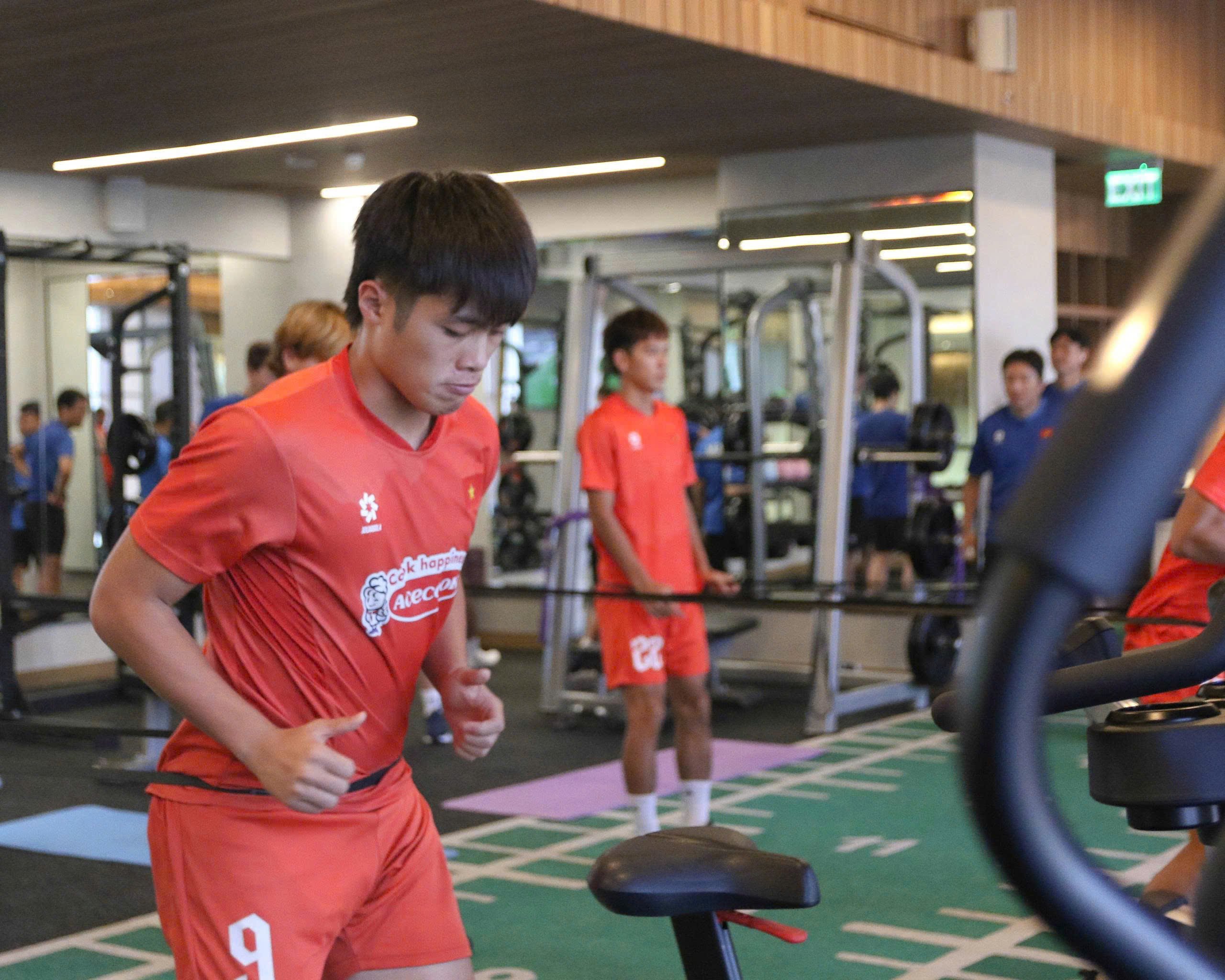 U.23 Việt Nam ‘cực khỏe’ trước trận đại chiến, sẵn sàng cả trí và lực đánh bại Indonesia- Ảnh 2.