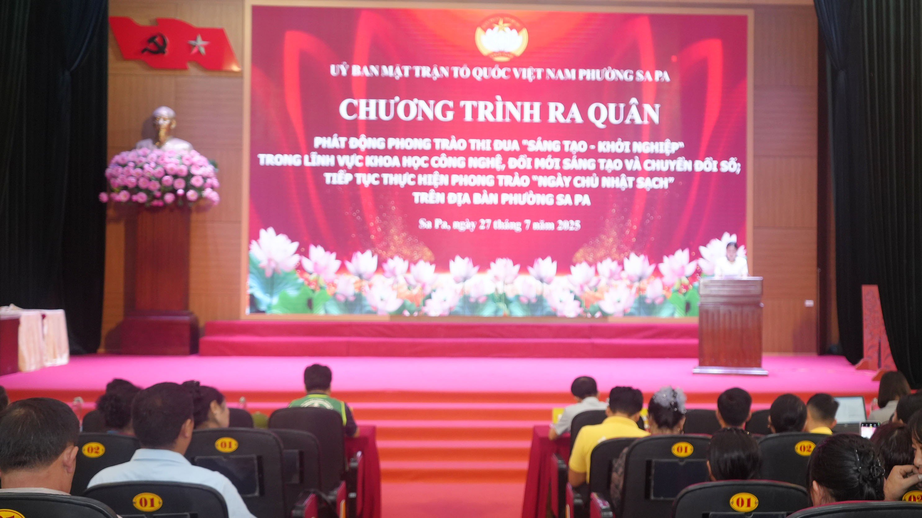 quang-canh-le-phat-dong.jpg