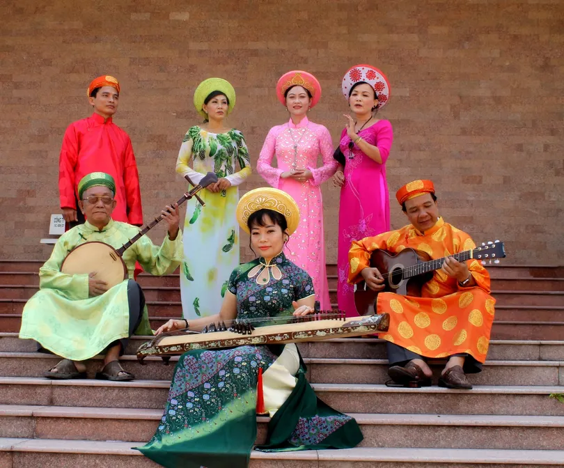 គ្រឿងអលង្ការនៅក្នុងជីវិតរបស់អ្នកស្រុកភាគខាងត្បូងបុរាណ