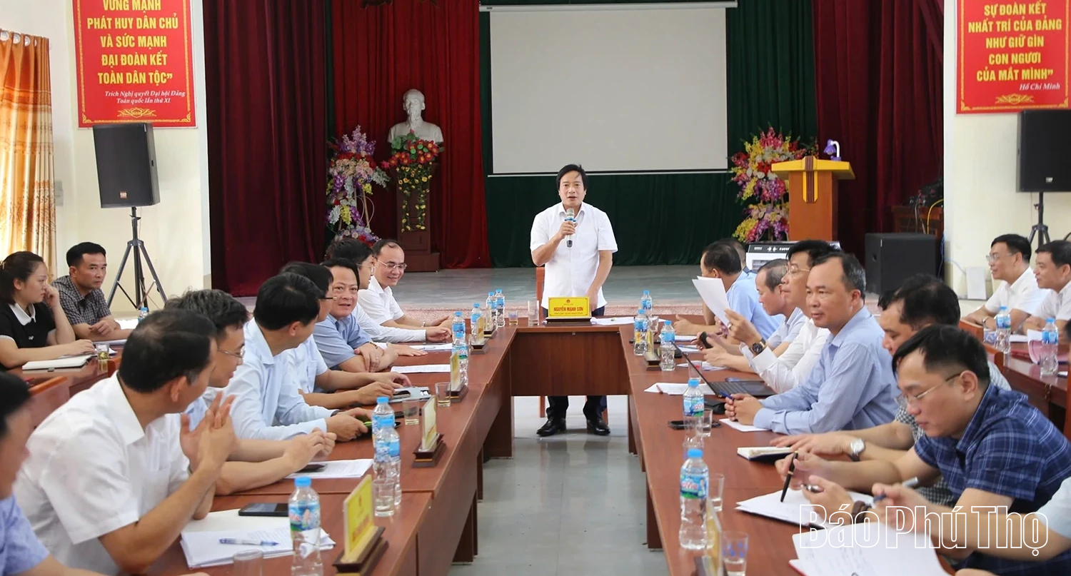 ពន្លឿនការបោសសំអាតទីតាំងសម្រាប់ខ្សែបញ្ជូន 500kV Lao Cai - Vinh Yen