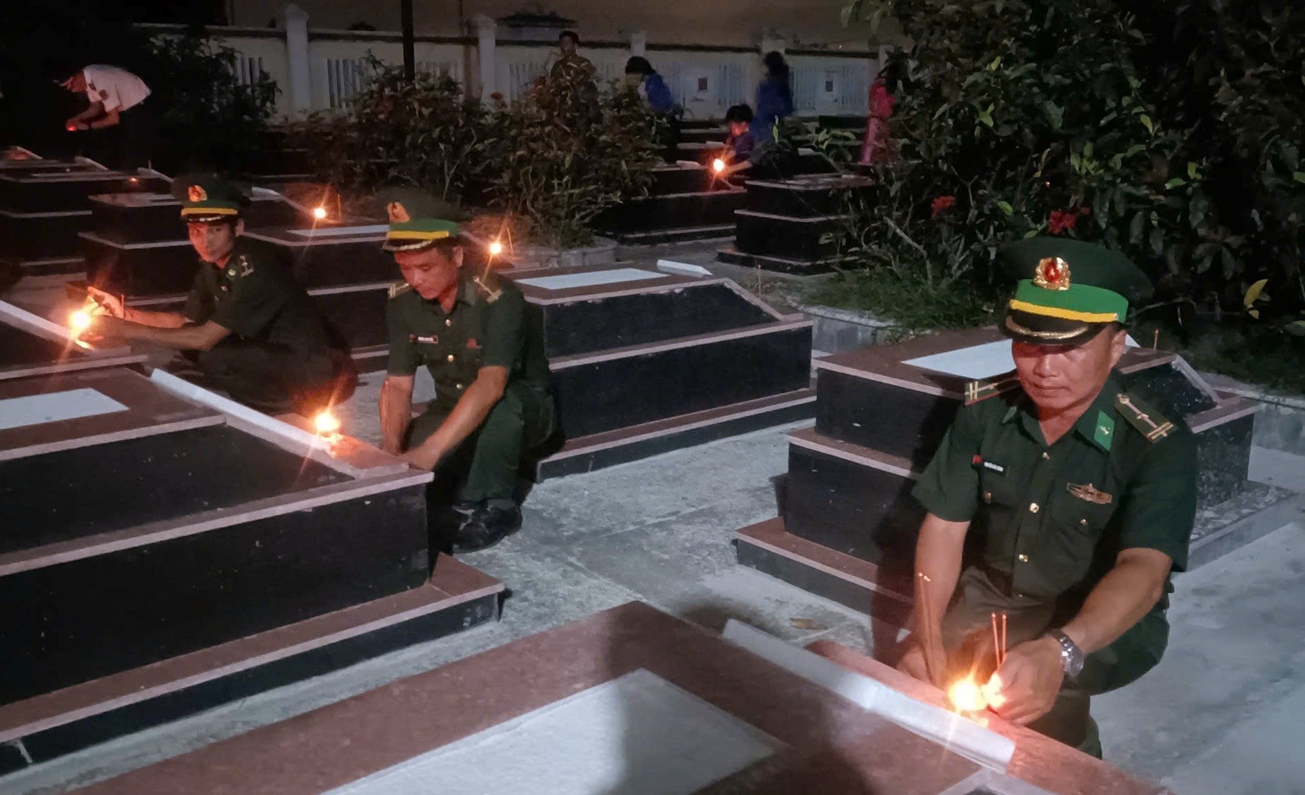 Anh 3