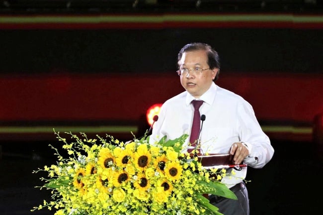 Chương trình nghệ thuật đặc biệt "Bản hùng ca bất diệt": Đất nước lời ru - Ảnh 2.